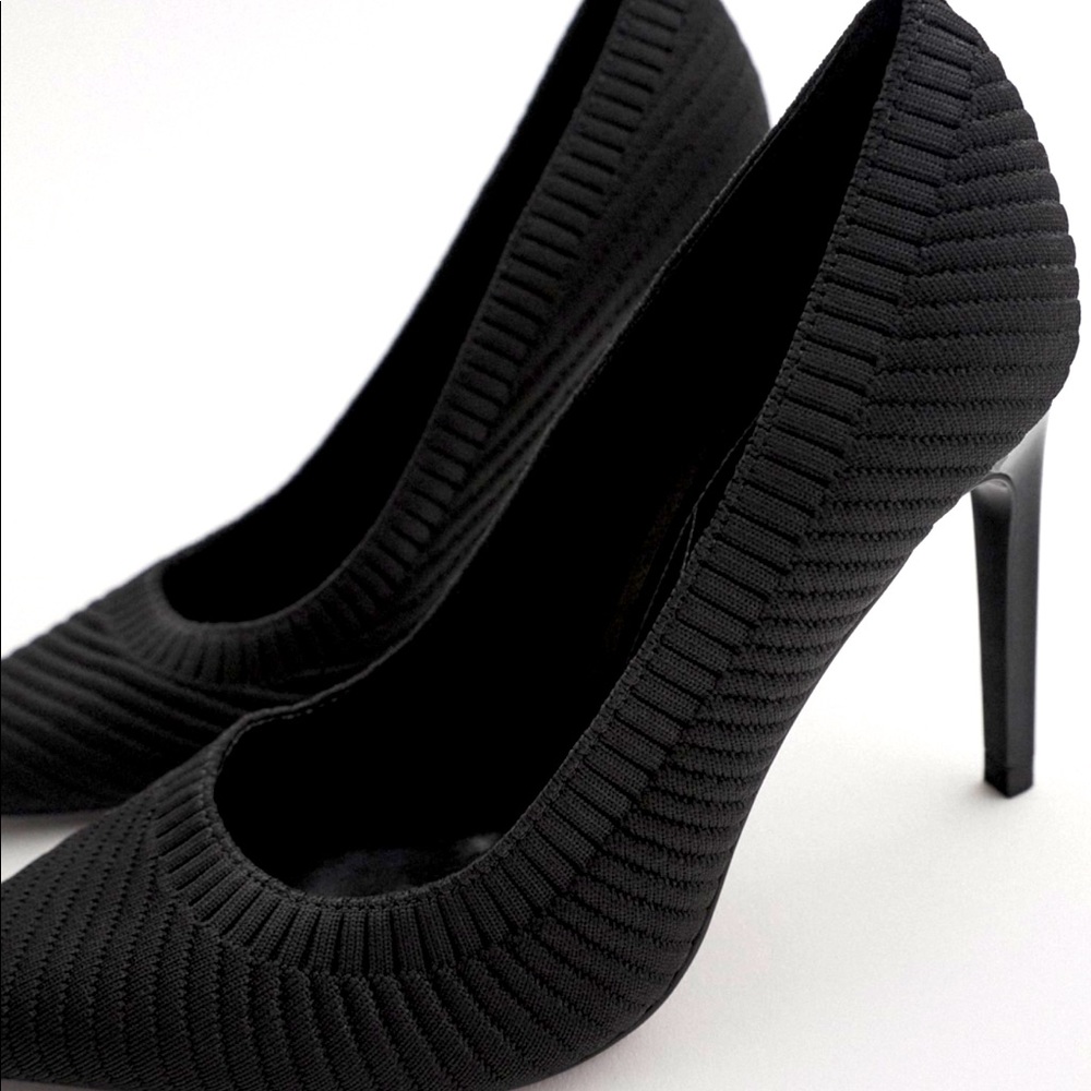 Zara black heeled shoes